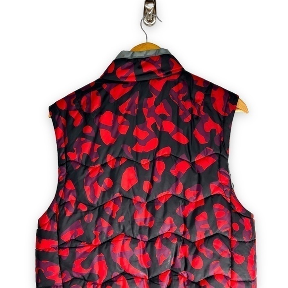 Nike Air Jordan Jumpman Reversible Quilted Puffer Vest, Red Camo/Grey, Size XS - Picture 6 of 12